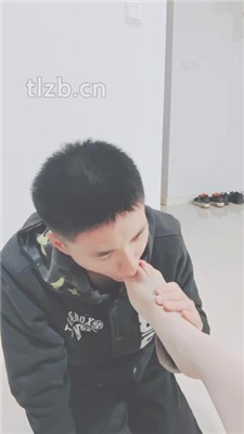 图片[10]_【美容院S】当脚垫/舔脏鞋/臭脚踩脸_绳缚吧
