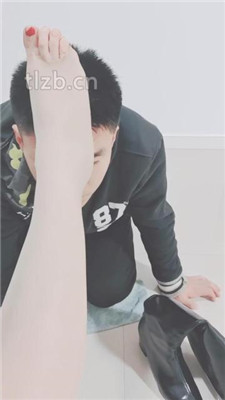 图片[14]_【美容院S】当脚垫/舔脏鞋/臭脚踩脸_绳缚吧
