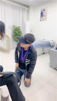 图片[4]_【小九】偷闻原味被暴揍_绳缚吧