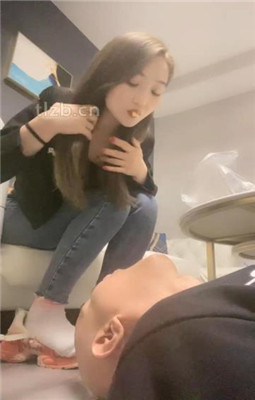 图片[9]_【魅儿】运动鞋棉袜气味羞辱/强制喝圣水_绳缚吧