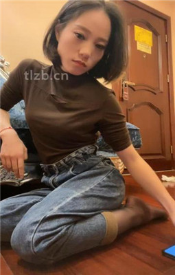 图片[12]_【苏晴】原味黑丝jio捂脸踩踏_绳缚吧