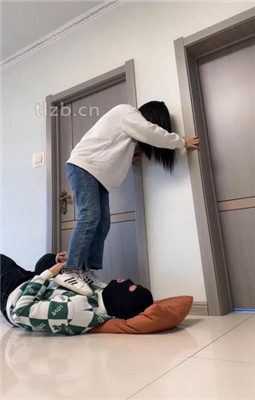 图片[5]_【精神小妹】素人S-贝壳头棉袜全体重踩/踢踹_绳缚吧