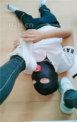 图片[3]_【广东迪迪】女主出门回来家奴服侍_绳缚吧