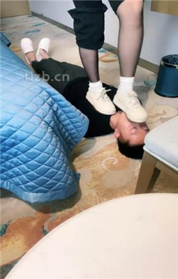 图片[10]_【绝美兔女王】小白鞋白袜配黑丝虐贱奴_绳缚吧