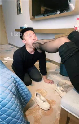 图片[17]_【绝美兔女王】小白鞋白袜配黑丝虐贱奴_绳缚吧