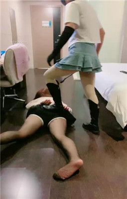 图片[6]_【赵奈奈】长靴S暴打偷原味的贱奴_绳缚吧
