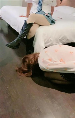 图片[16]_【赵奈奈】长靴S暴打偷原味的贱奴_绳缚吧