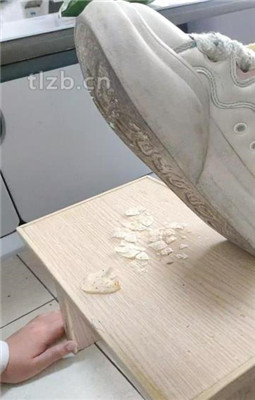 图片[8]_【爱可呀】双S玩学姐-清理鞋底/胶带封嘴/吹风机加热吸味_绳缚吧