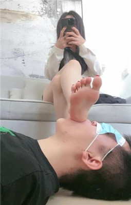 图片[7]_【甜一】下跪近距离裸足狂舔_绳缚吧