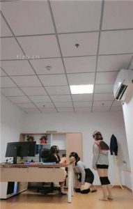 【妆主大大】办公室-母畜-高跟肉丝诱惑-耳光/脚插嘴-高跟踩_绳缚吧