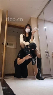 图片[11]_【十言】长靴S诱惑-跪舔/踩踏/脚耳光/转胯狗爬_绳缚吧