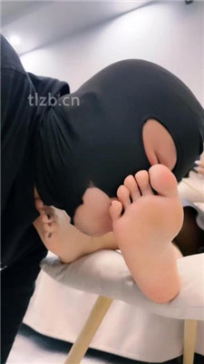 图片[13]_【辣姐】奴隶犬化教学-如何正确舔脚_绳缚吧