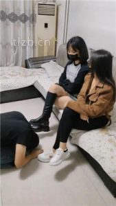 【尤尤子】双S-舔脏鞋白袜jio/伺候沐足/踩踏/转胯【下】_绳缚吧