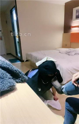 图片[3]_【绝美兔女王】臭脚插嘴/气味控制/踩踏_绳缚吧