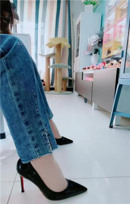 图片[2]_【美离子】坐便器底下的狗奴_绳缚吧
