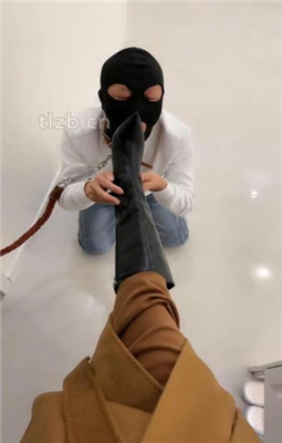 图片[2]_【辣姐】和男友逛街累了让家奴伺候_绳缚吧