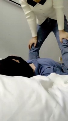 图片[7]_【六酱】闻舔白袜/塞袜子/骑马/灌圣水_绳缚吧