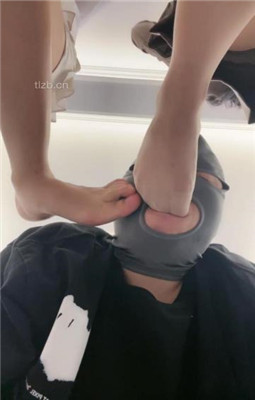图片[17]_【伊诺】裙下奴-胯下主_绳缚吧