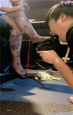 图片[2]_【冰诺】黑丝高跟恋足狂舔_绳缚吧