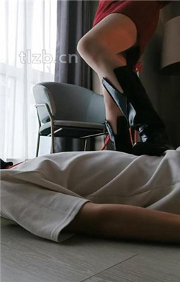 图片[9]_【米小唐】长靴提档/丝袜塞嘴/踩踏碾压/捆绑_绳缚吧