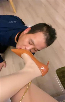 图片[6]_【橘子】高跟碾压狗头/舔原味_绳缚吧