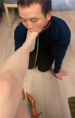 图片[11]_【橘子】高跟碾压狗头/舔原味_绳缚吧