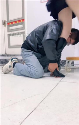 图片[8]_【孤傲女帝】踩手/打断戒尺/碾压狗爪/打手心_绳缚吧