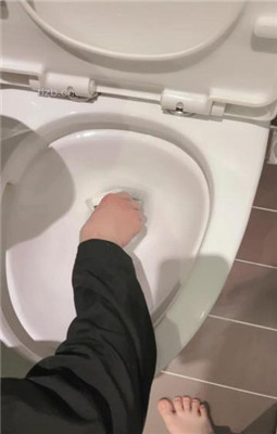 图片[16]_【清禾】品尝裸足/骑马爬行/舔马桶口水_绳缚吧