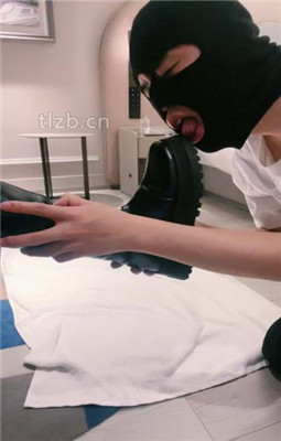 图片[8]_【绝美兔女王】跪舔长靴白袜裸足_绳缚吧