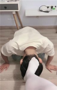 【清禾】学姐欺负抖M弟弟-吃口水骑马/舔白袜_绳缚吧
