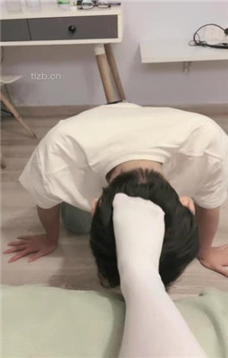 图片[3]_【清禾】学姐欺负抖M弟弟-吃口水骑马/舔白袜_绳缚吧