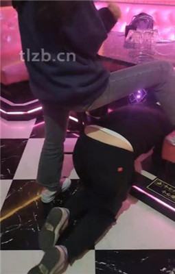 图片[12]_【小琪】KTV-脏鞋踩地毯/舔鞋舔jio/骑马_绳缚吧