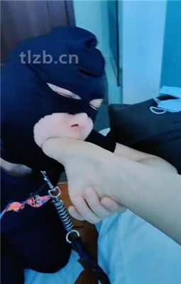 图片[6]_【伯爵】车站后车不忘玩狗_绳缚吧