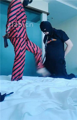 图片[14]_【伯爵】车站后车不忘玩狗_绳缚吧