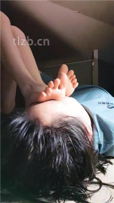 图片[8]_【奶味小仙女】近距离裸足狂舔_绳缚吧