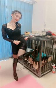 【木子大大】骑马/狗笼圈养/舔长靴黑丝/木乃伊捆绑/嘴叼高跟_绳缚吧