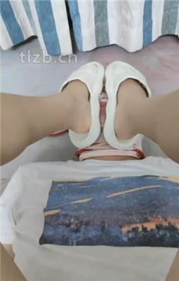 图片[17]_【珈瑶】白袜脏鞋气味控制/镜前虐狗/舔拖鞋_绳缚吧