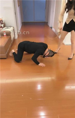图片[13]_【妆主大大】狗笼圈养犬化-重度刑虐_绳缚吧