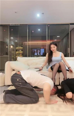 图片[9]_【一诺大小姐】情侣奴-奴下奴-骑马/舔高跟黑丝/耳光鞭打_绳缚吧