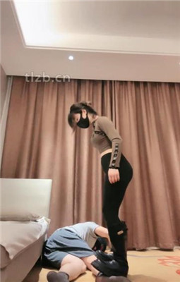 图片[3]_【不期而遇】恋臀爱好者-长筒靴踢踩跺/磕头认错_绳缚吧