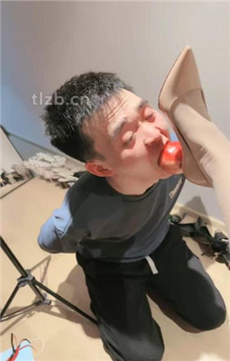 图片[8]_【时安】袜子塞嘴鞭打/舔多双脏鞋/臭脚捂脸_绳缚吧