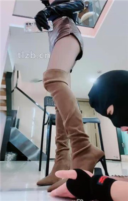 图片[7]_【陈莹斯】嘴叼高跟/人体衣架/骑马爬行/碾压踩狗爪_绳缚吧