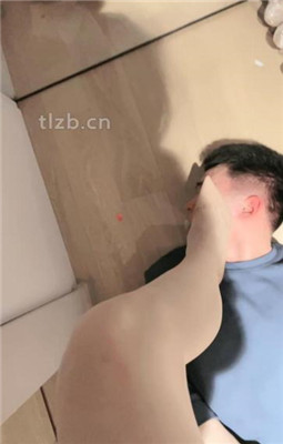 图片[2]_【时安】肉丝脚狂舔/踩踏碾压/手铐捆绑_绳缚吧