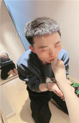 图片[4]_【时安】肉丝脚狂舔/踩踏碾压/手铐捆绑_绳缚吧