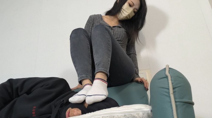 【女神学院·稚主kk】棉袜牛仔裤调教_绳缚吧