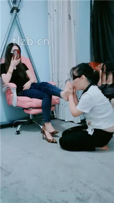 图片[5]_【梦幻大大】母畜-长靴黑丝-踩狗爪/跪舔/骑马爬行_绳缚吧
