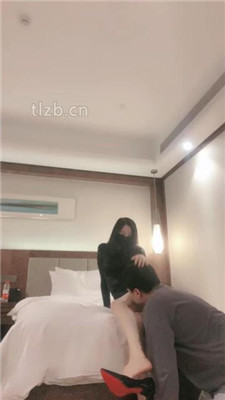 【如梦】车模S-裸足跪舔_绳缚吧