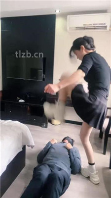 图片[12]_【孤傲女帝】胯下虐辱/全体重踩脖/跳踩/耳光抽_绳缚吧