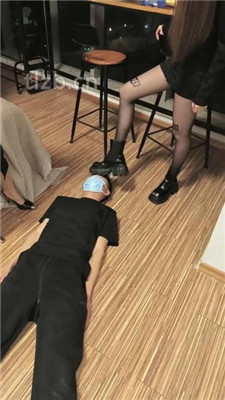 图片[13]_【舞池大人】喝姐妹驯服bt邻居_绳缚吧