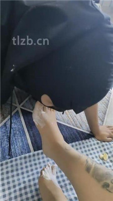 图片[7]_【尤尤子】学生S脚踩蛋糕喂食班主任_绳缚吧